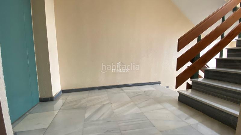 Foto 65249baa-3af4-4af1-9158-a36351f084d2. Casa adosada edificio en venta en el centro locales a pie de calle, vivienda alquilada y oficina convertible. precio en Villanueva de la Serena