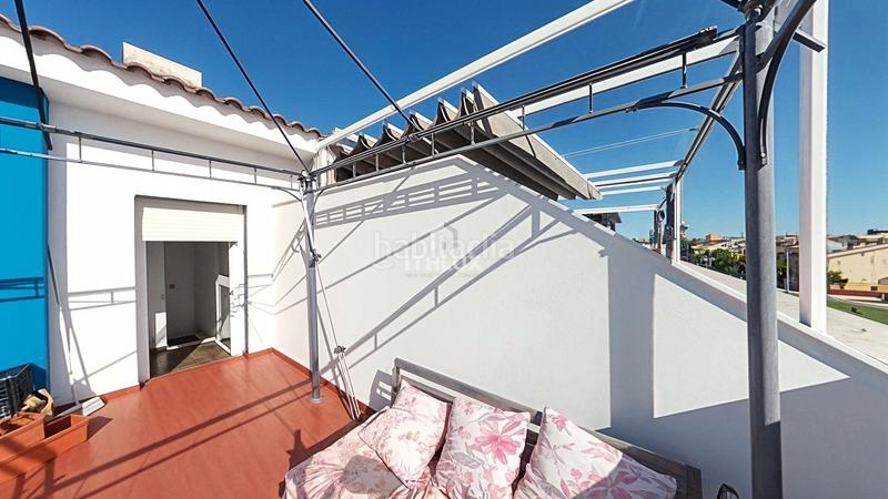 Foto 2553311e-0cdc-419d-93f4-a0dc175f2f8c. Etagenwohnung mit parking in Centro Bormujos