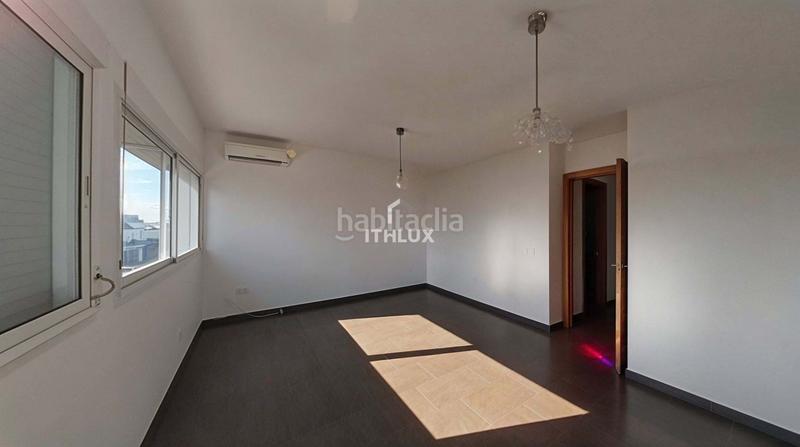 Foto 43e8ff87-3a13-460c-b9c5-9158d4263b48. Etagenwohnung mit parking in Centro Bormujos