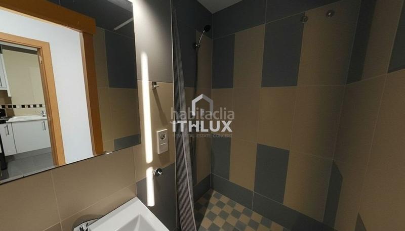 Foto af86d984-c57f-43d2-a670-2dab12a30e0f. Etagenwohnung mit parking in Centro Bormujos