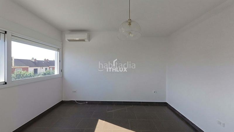 Foto fad99567-15db-45cc-94bd-8dda6df663f9. Etagenwohnung mit parking in Centro Bormujos