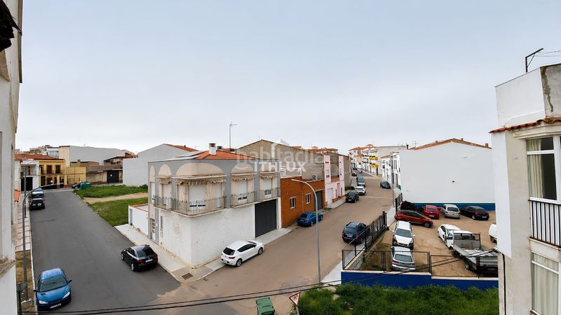 Foto f5d169ba-bd42-4347-a951-4e1d4c88e209. Pis a Castuera