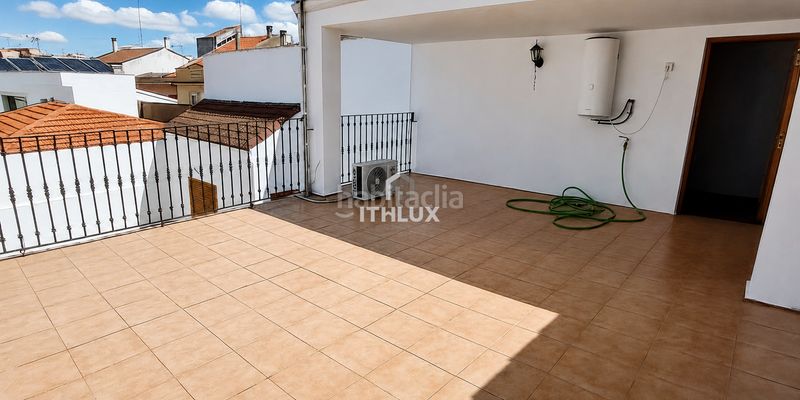Foto dc313623-6378-4538-b43e-b12076181825. Casa adossada amb aparcament a Don Benito