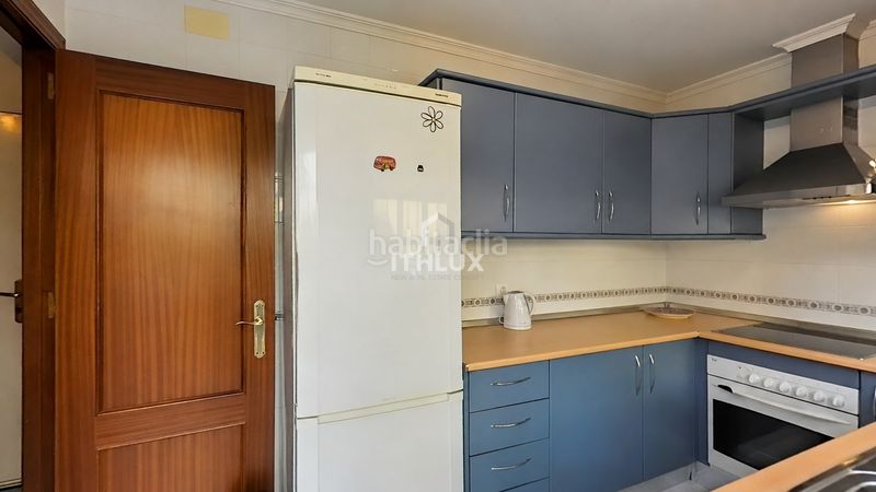 Foto 50bb0624-f26c-4d24-be1a-c1c1f3eb82c6. Casa adossada a Umbrete