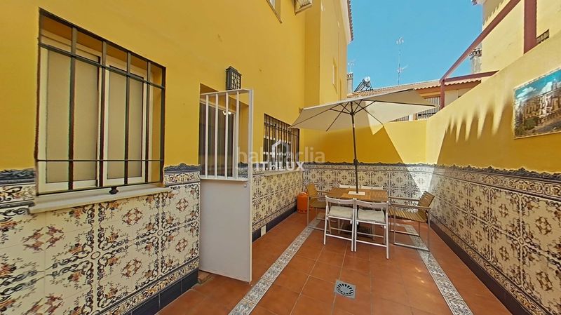 Foto 9224a10d-c93c-4d3c-921b-b69c719ef22d. Casa adossada a Umbrete