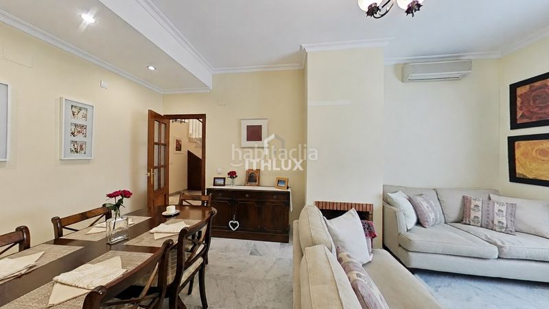 Foto cca3a56f-d58a-4be8-81de-bafa99690616. Casa adossada a Umbrete