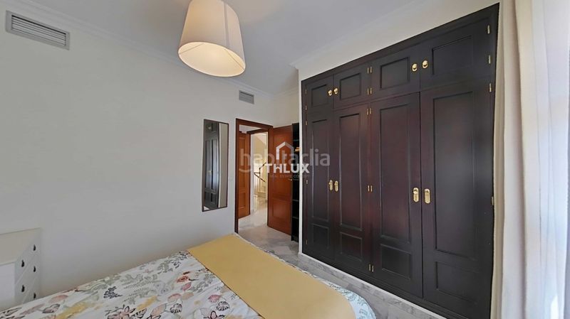 Foto ec8f3ec4-a7ad-4dca-a46d-89cbc6186314. Casa adossada a Umbrete