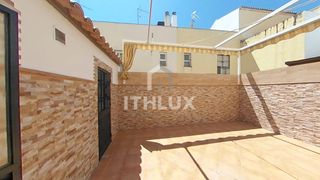 Casa adossada  Calle areneros. Casa en venta en alcalá del río, sevilla, con 152 m construidos,