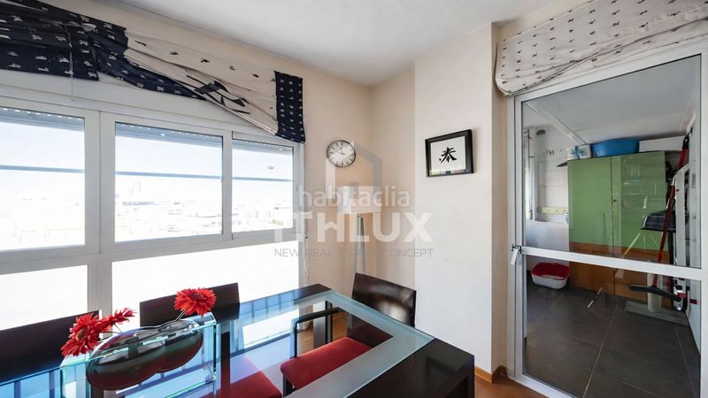 Foto ab33c21f-7fc5-4f57-a0b4-7b1e7926f6a1. Pis amb aparcament a Urbadiez - Entrepuentes Sevilla