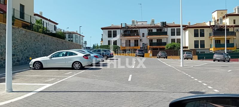 Foto 866cc212-f82e-4106-b505-212bdd2b3254. Pis amb aparcament a Costa Esuri Ayamonte