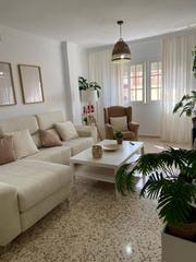 Location Appartement à La Pastora - La Estación. Alquiler de septiembre a junio