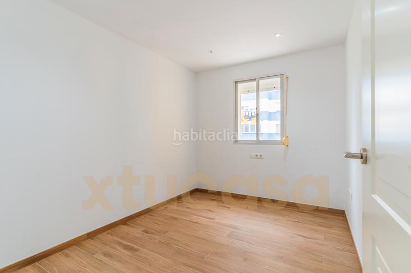 Foto 083527b6-e0ee-41d7-9fd8-d5f3cc8c47d7. Piso fabuloso piso en la barriada de la paz - en astilleros - la paz - loreto - el corte inglés Cádiz