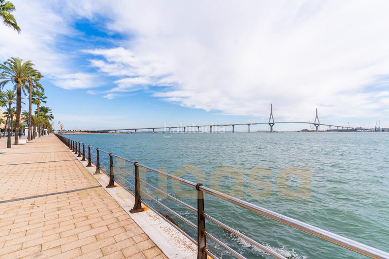 Foto 4b54a3dd-cb28-4761-af6c-9f2464675734. Piso fabuloso piso en la barriada de la paz - en astilleros - la paz - loreto - el corte inglés Cádiz