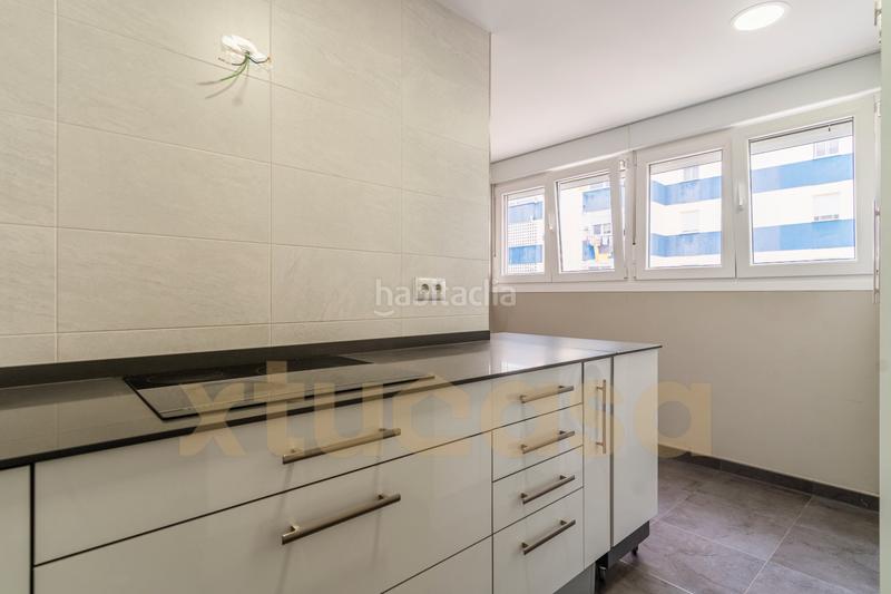 Foto 7a331b26-33c2-4684-b70d-6269454c3d5a. Piso fabuloso piso en la barriada de la paz - en astilleros - la paz - loreto - el corte inglés Cádiz