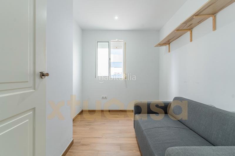 Foto be12fbb9-ab44-467c-b76f-1769e3a31803. Piso fabuloso piso en la barriada de la paz - en astilleros - la paz - loreto - el corte inglés Cádiz