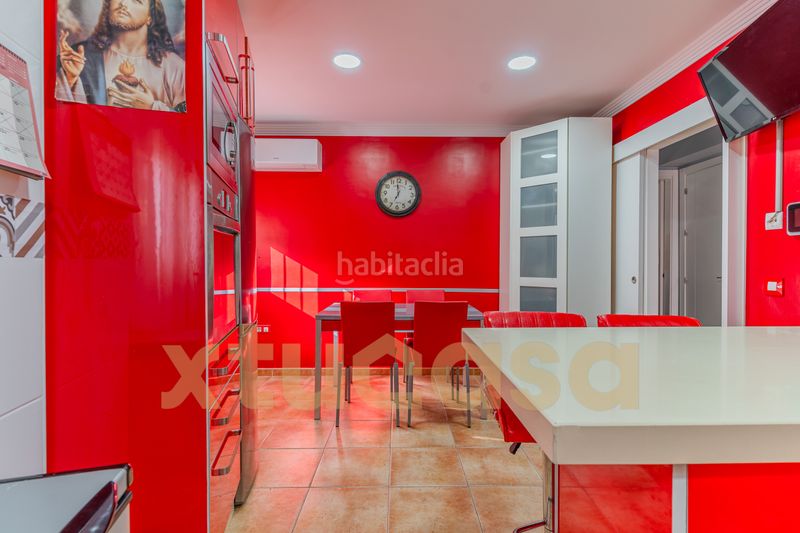 Foto 5fae6114-4dd4-4cea-8758-e7e957e77962. Casa aparellada a Plaza de toros - Venta Vargas - Capitania San Fernando