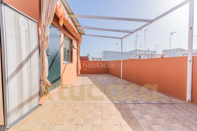 Foto e36e4c64-0703-4da2-9513-a46ac32e0b1f. Casa aparellada a Plaza de toros - Venta Vargas - Capitania San Fernando