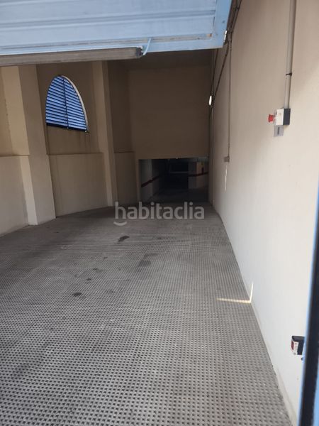Foto 0bcd77fc-b2ca-4769-9297-6ffab8df4118. Aparcament cotxe a Barriada de Andalucía - Ardila San Fernando