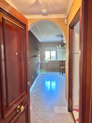 Etagenwohnung  Avenida de pery junquera. Piso con ascensor para entrar a vivir