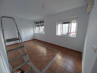 Pis a Calle san ignacio 16. ¡¡¡se vende bajo en san ignacio!!!