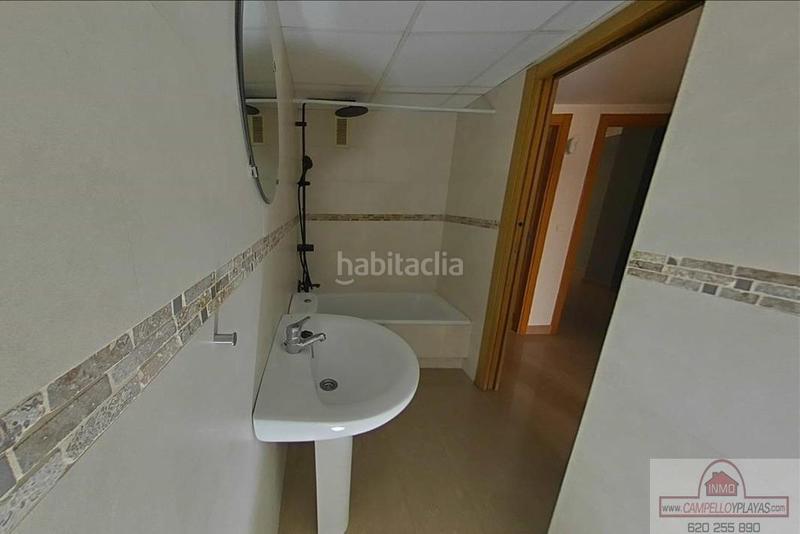 Foto b66a917d-3fa3-4214-ad55-379d3f870d81. Piso  en Mercado Alicante
