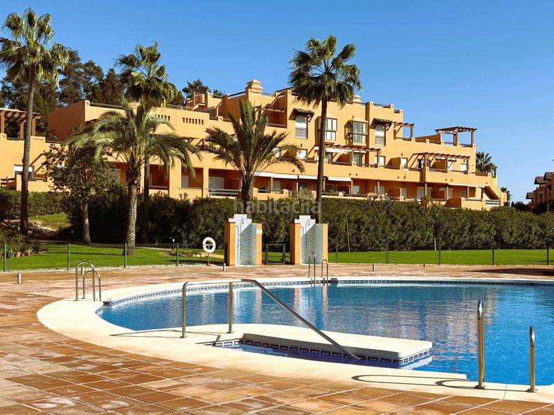 Foto 77906f16-f8d0-4ee5-85e9-c0461bd86ccd. Àtic amb aparcament piscina a Casares golf - Casares del sol Casares
