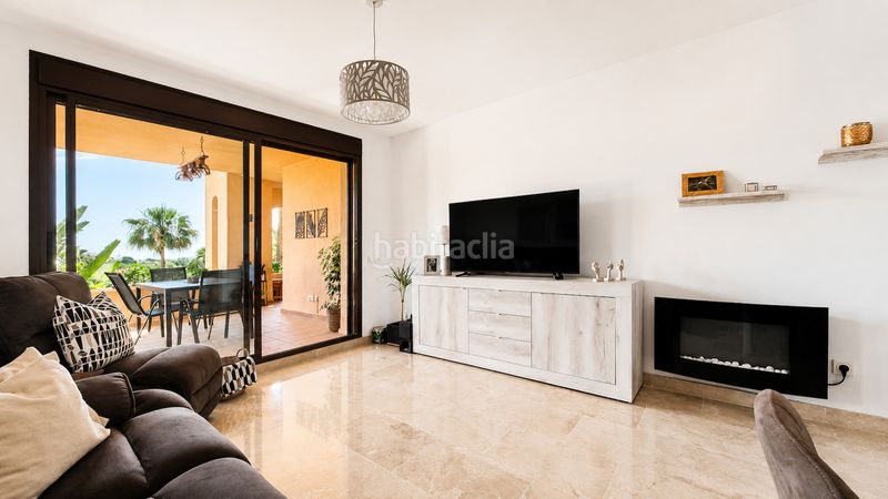 Foto bfadf9f7-db66-4ba2-99c7-314bdd96515e. Planta baixa amb aparcament piscina a La Duquesa Manilva
