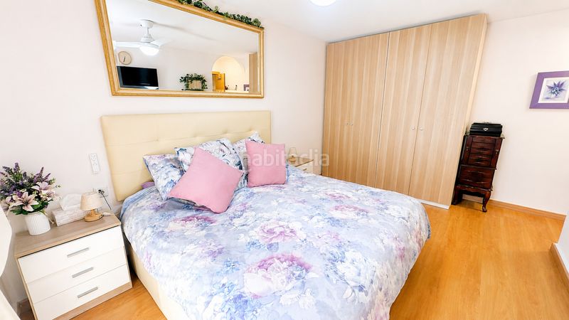 Foto 4964e5aa-8c48-49d3-9ecc-f14ef62898a5. Apartament amb aparcament piscina a Buenas Noches Estepona