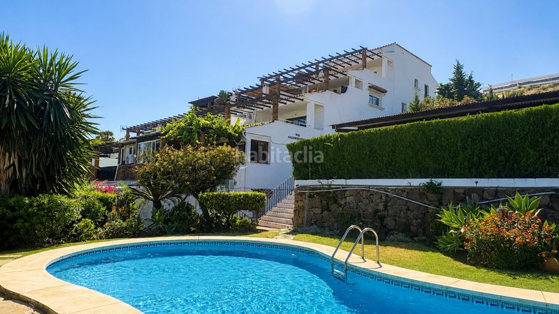 Foto e93b7a0b-15d8-4a65-b783-c527a8b15e1b. Apartament amb aparcament piscina a Buenas Noches Estepona