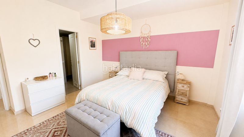 Foto 186cb1d1-6df0-49a1-aa71-72dd6268bf3a. Apartament amb aparcament piscina a El Castillo Manilva