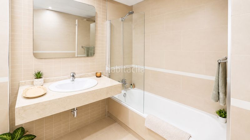 Foto eab1e0e5-9338-46e5-9d54-77908799e90f. Apartament amb aparcament piscina a El Castillo Manilva