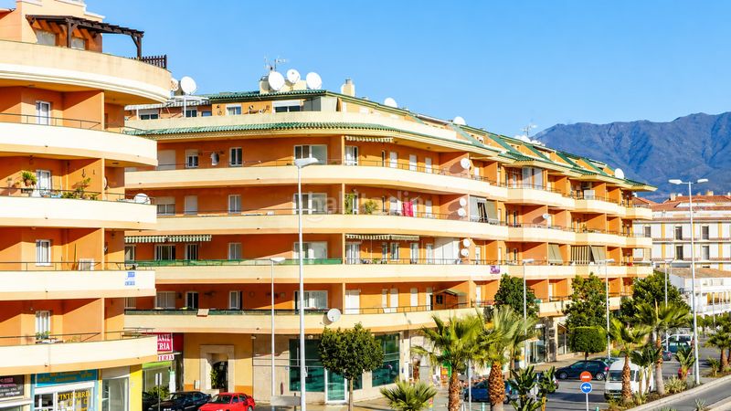 Foto 1debfed7-7da6-4392-a991-d233222a9a11. Apartament amb aparcament a San Luis de Sabinillas Manilva