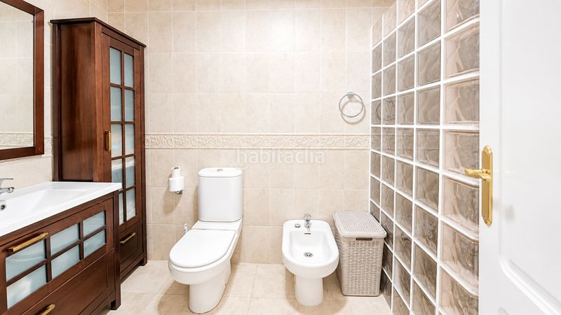 Foto a0d4e1c9-3842-4084-b1a9-5234b95adf55. Apartament amb aparcament a San Luis de Sabinillas Manilva