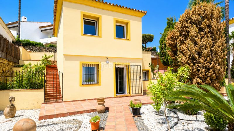 Foto c3f45d03-51ab-48e4-85dc-145386255383. Casa amb aparcament piscina a La Duquesa Manilva