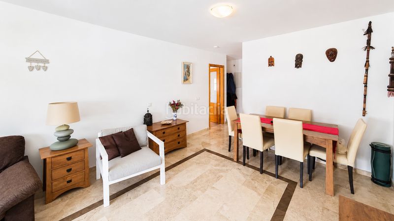 Foto 1083cae8-fe12-4fff-aad8-b2bb6d38ac57. Apartamento en Manilva pueblo Manilva