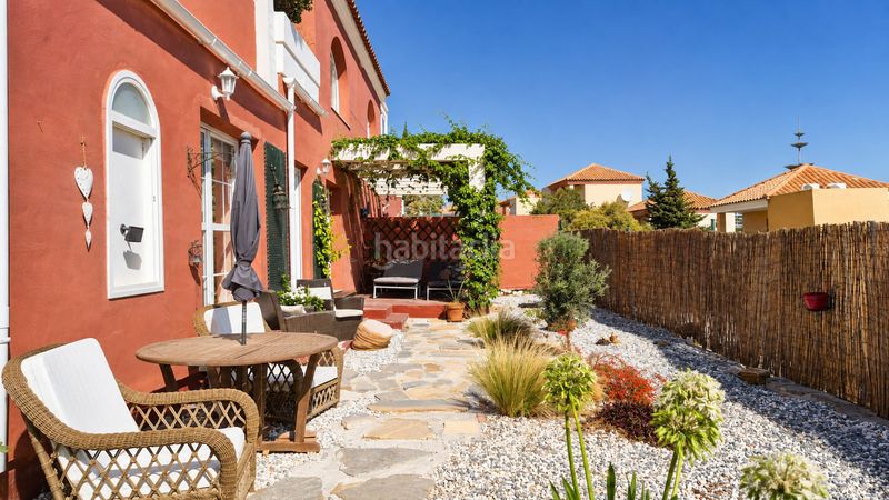 Foto 0161cbd6-6a06-4e22-9513-7519b67d34ed. Duplex with parking pool in La Duquesa Manilva
