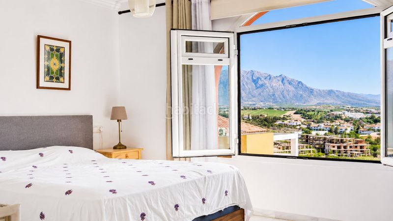 Foto 626a5301-095f-4a4c-b8b4-58335a7bb790. Duplex with parking pool in La Duquesa Manilva