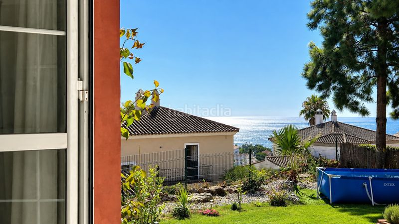 Foto bd827941-ff00-4d42-be9e-1f1bcd3df375. Duplex with parking pool in La Duquesa Manilva