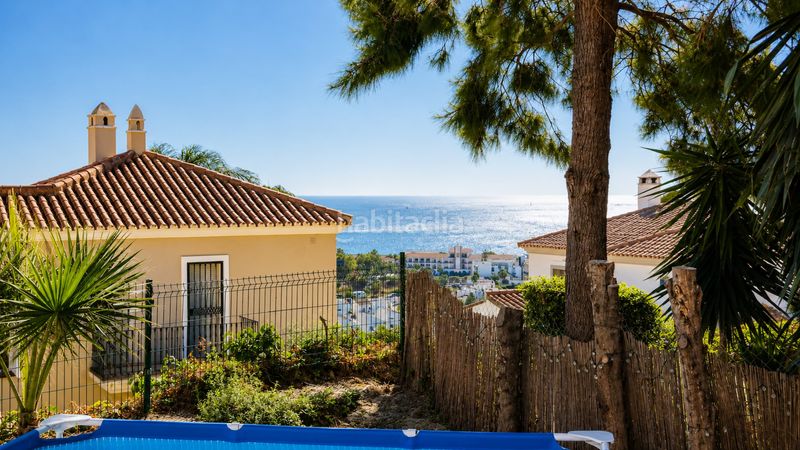 Foto d42b7e1f-8e10-4bde-a066-eff1bd0852fa. Duplex with parking pool in La Duquesa Manilva