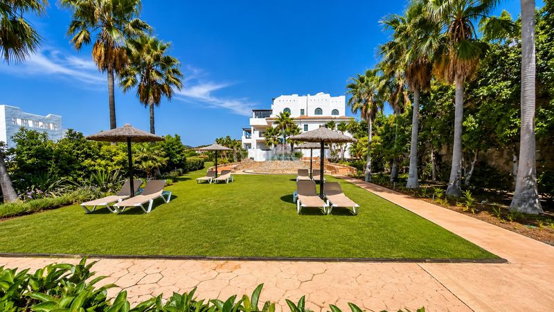 Foto 34244bf9-3598-4947-a2f6-f9c3534b9ca5. Planta baixa amb aparcament piscina a Doña Julia Golf Casares