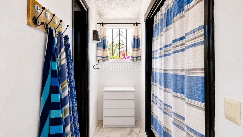 Foto ad2b6314-0498-4720-b8ac-e1f3bfdf665c. Casa amb piscina a bahía de Casares Casares