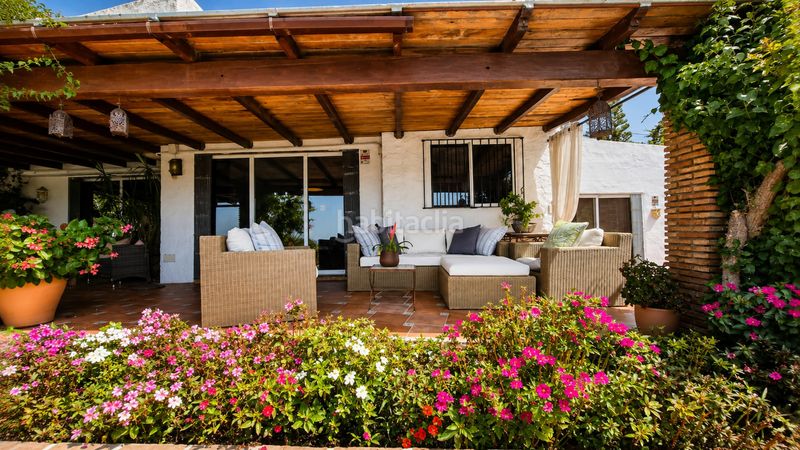 Foto d85a1ea5-1d6d-4f7b-96f8-ca31a272db1a. Casa amb piscina a bahía de Casares Casares