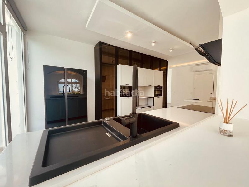 Foto 18292cb7-a158-4fb7-884c-7ad63ae01947. Casa amb aparcament piscina a Alcorrín Manilva