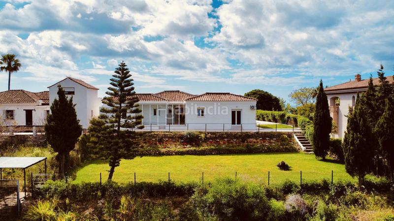 Foto d9f16314-f2c5-41d0-be2f-cd603bf5a351. Casa amb aparcament piscina a Alcorrín Manilva