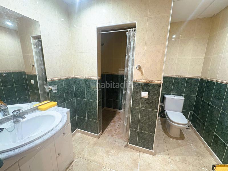 Foto 5ab8c2af-c02e-47fd-97ed-96936bc1eeb1. Casa adosada preciosa casa adosada con un amplio jardín privado y una fantástica terraza, con vistas a las calles de duquesa golf. en Manilva