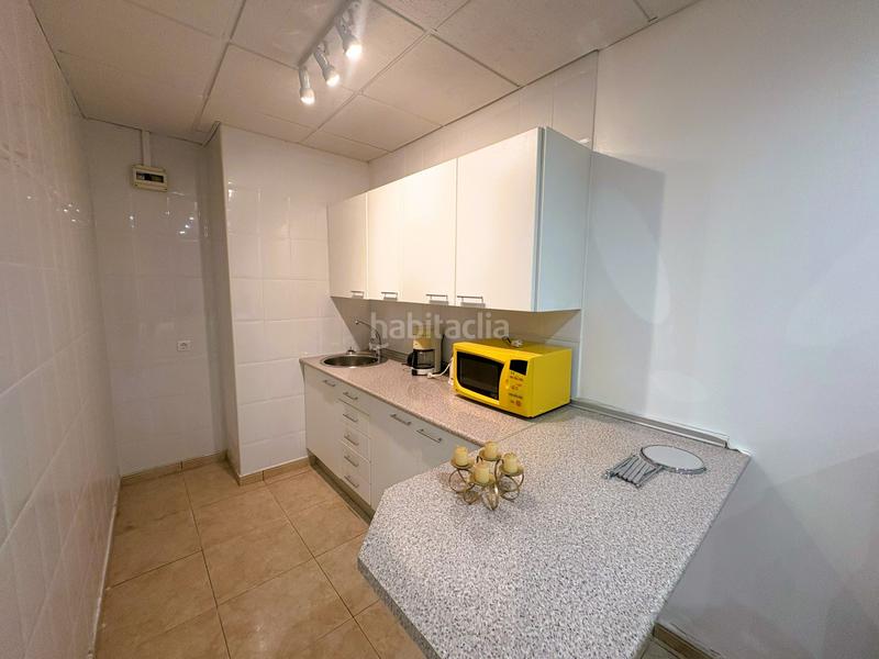 Foto ae120ada-d06d-43aa-99fa-18052c836008. Casa adosada preciosa casa adosada con un amplio jardín privado y una fantástica terraza, con vistas a las calles de duquesa golf. en Manilva