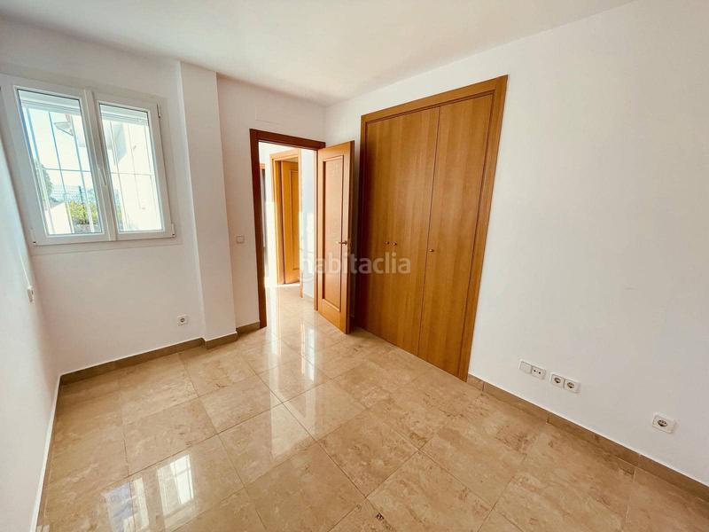 Foto b36dbb1f-76ad-4ce1-8ce0-e7625ea60d2c. Erdgeschoss mit parking pool in Alcorrín Manilva