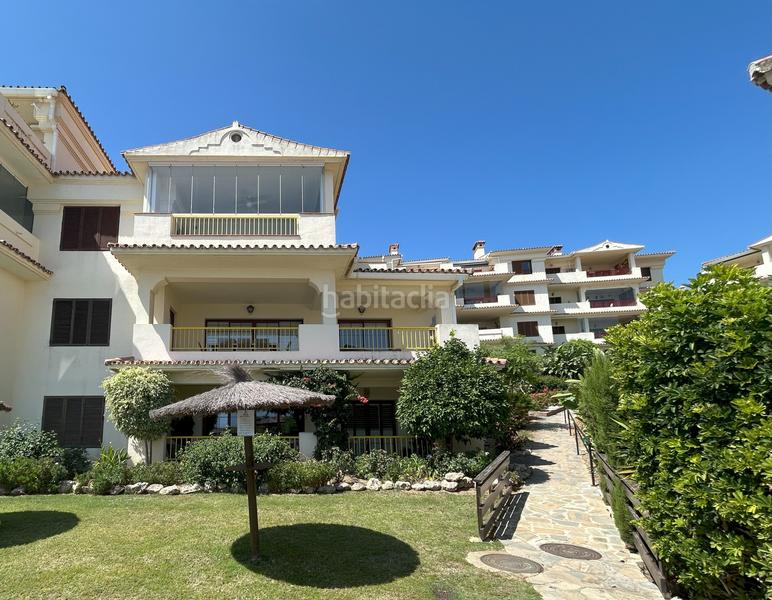 Foto f7cb3b33-965b-4406-9e80-726b4f4d588f. Piccolo appartamento con parcheggio piscina in La Duquesa Manilva
