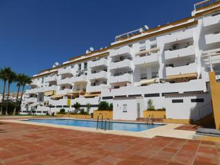 Apartament a Manilva Pueblo. Este espacioso apartamento de 3 dormitorios y 2 baños, ubicado e