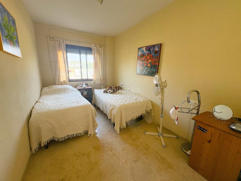 Foto 074fb0dc-0da1-4105-a183-3d8c6eb00650. Apartament amb aparcament piscina a San Luis de Sabinillas Manilva